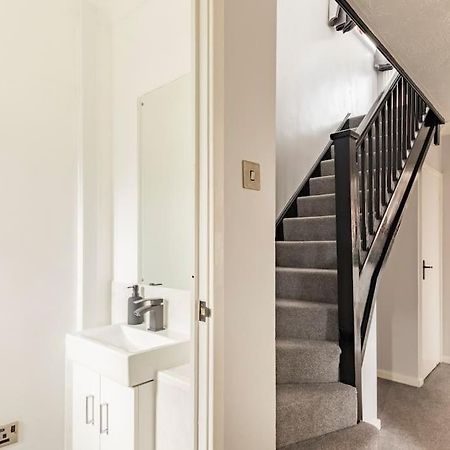 House On Cul De Sac Apartment Lakenheath Bagian luar foto