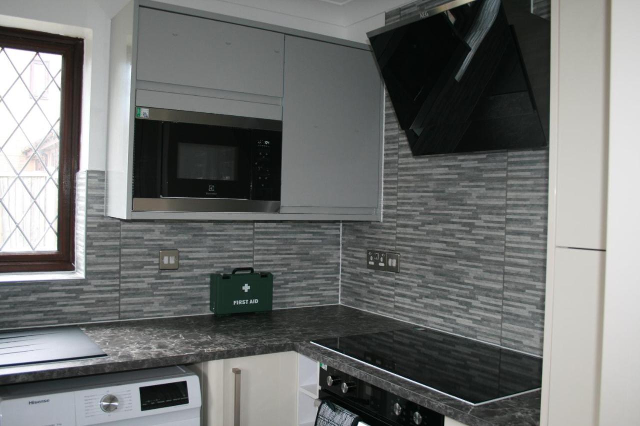 House On Cul De Sac Apartment Lakenheath Bagian luar foto