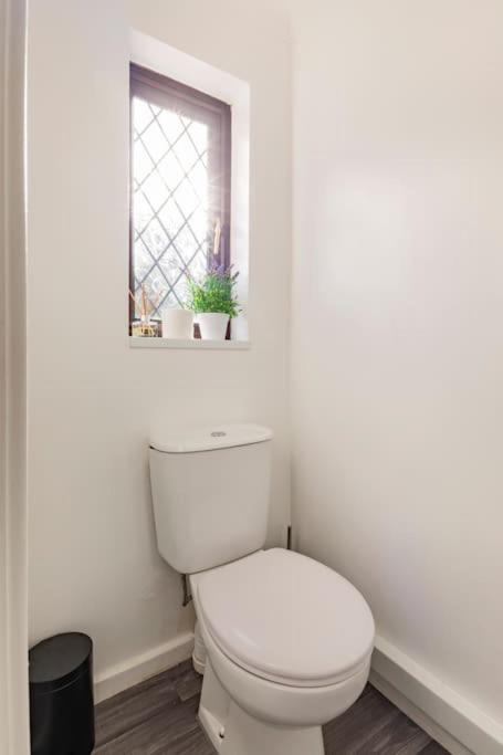 House On Cul De Sac Apartment Lakenheath Bagian luar foto