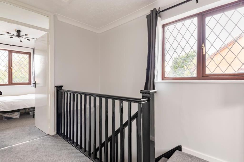 House On Cul De Sac Apartment Lakenheath Bagian luar foto